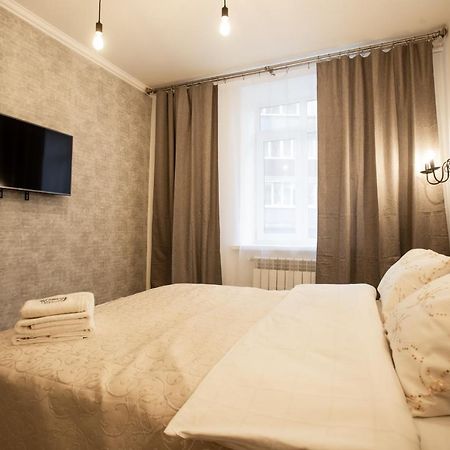 Ultra Lux 3 Rooms Apartment Near Arena City Kijów Zewnętrze zdjęcie