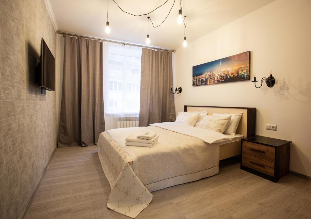 Ultra Lux 3 Rooms Apartment Near Arena City Kijów Zewnętrze zdjęcie