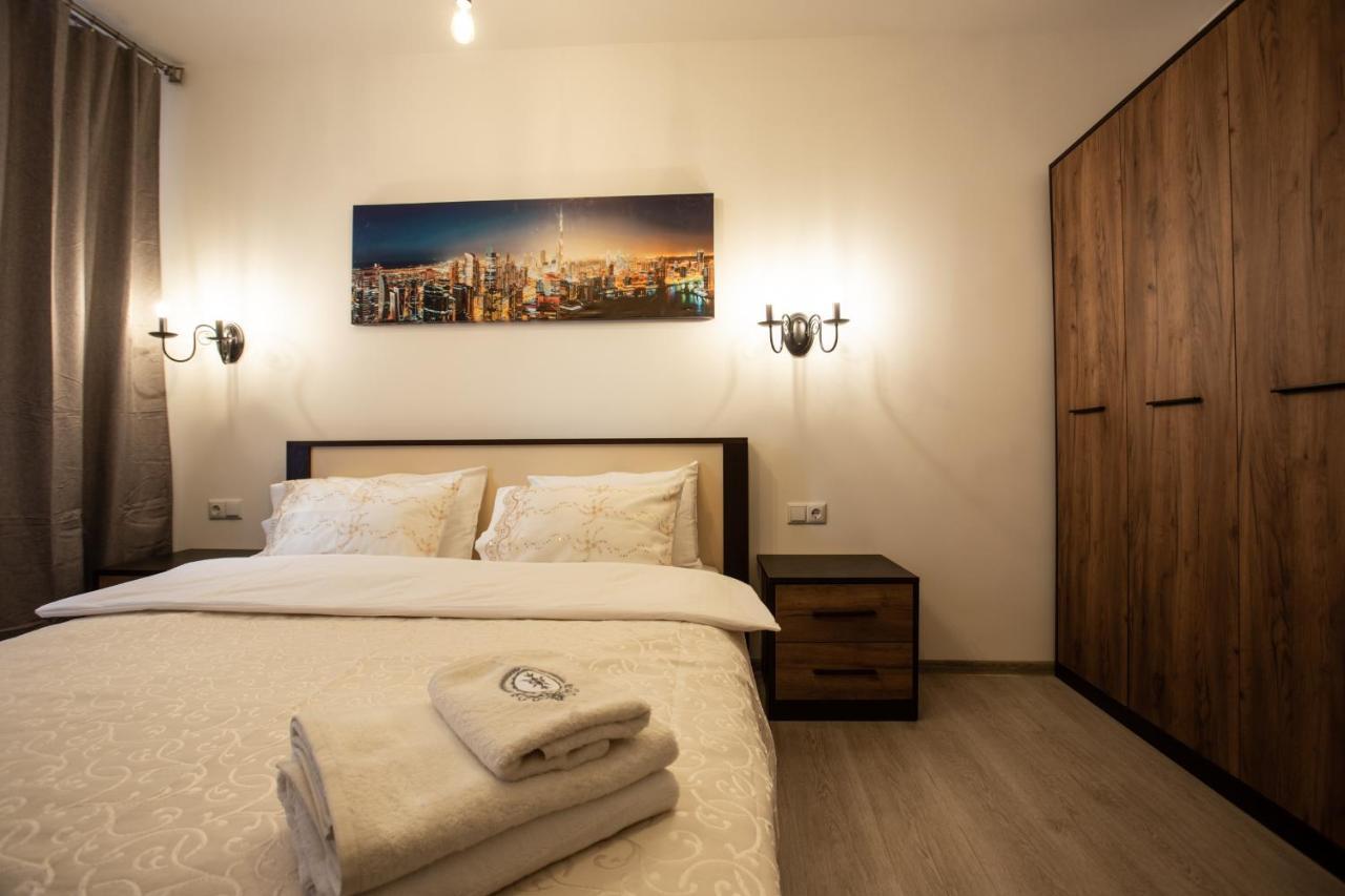 Ultra Lux 3 Rooms Apartment Near Arena City Kijów Zewnętrze zdjęcie